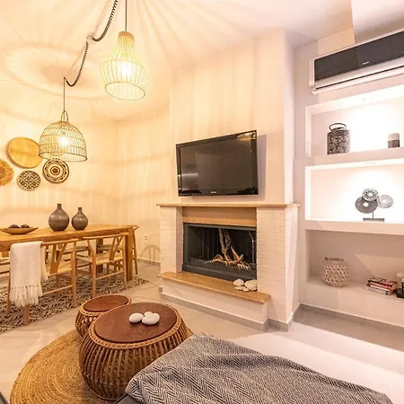 Villa 2b Luxurious Io, With Private Pool And Stunningt Sea Views