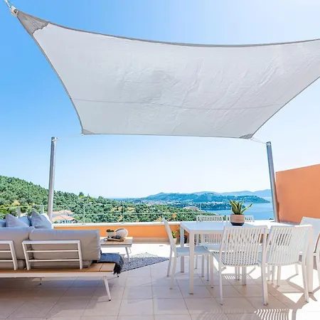 2b Luxurious Io, With Private Pool And Stunningt Sea Views